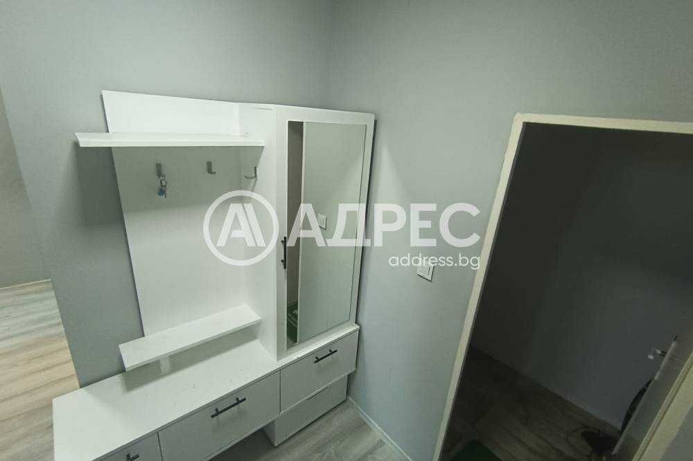 Двустаен разширен апартамент в централната част на ж.к. Орел.