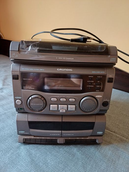 Уредба Grundig KM13
