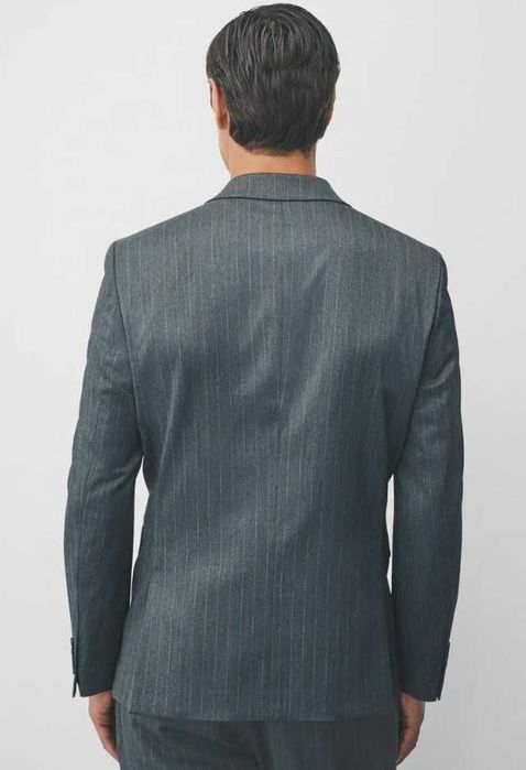 Costum de lux double breasted Lawrence Grey NOU linen 100% gri dungi
