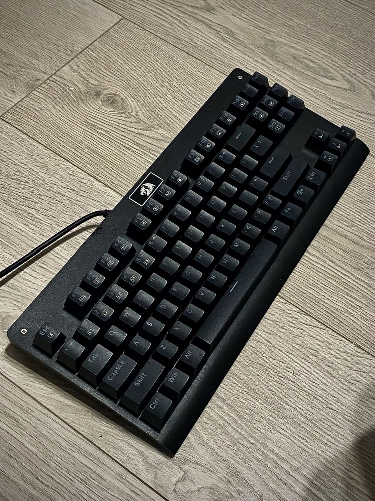 Механична клавиатура Redragon k568