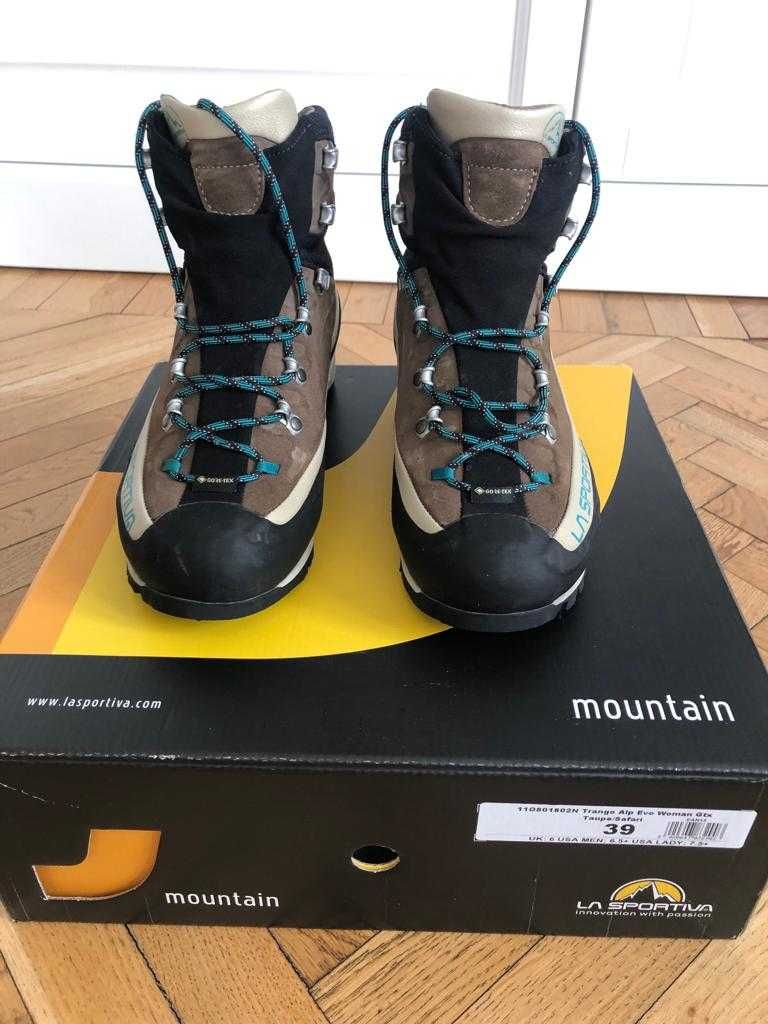 Bocanci drumetie de iarna La Sportiva Trango Alp Evo GTX Woman