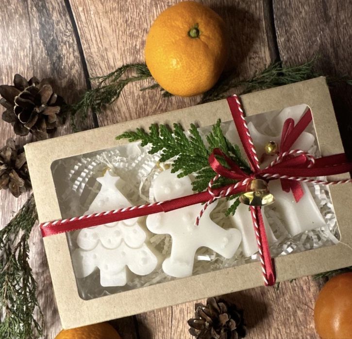 Декор фигурных свечей