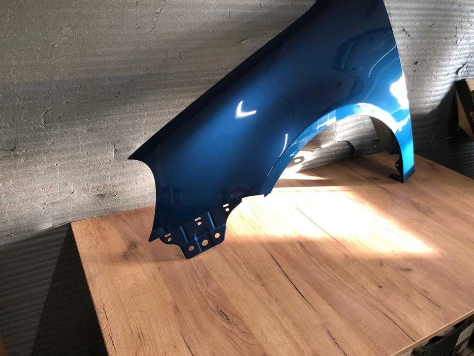 Aripa Fata Stanga VW Golf 5/V 2004-2008 (LA5K (Albastru))