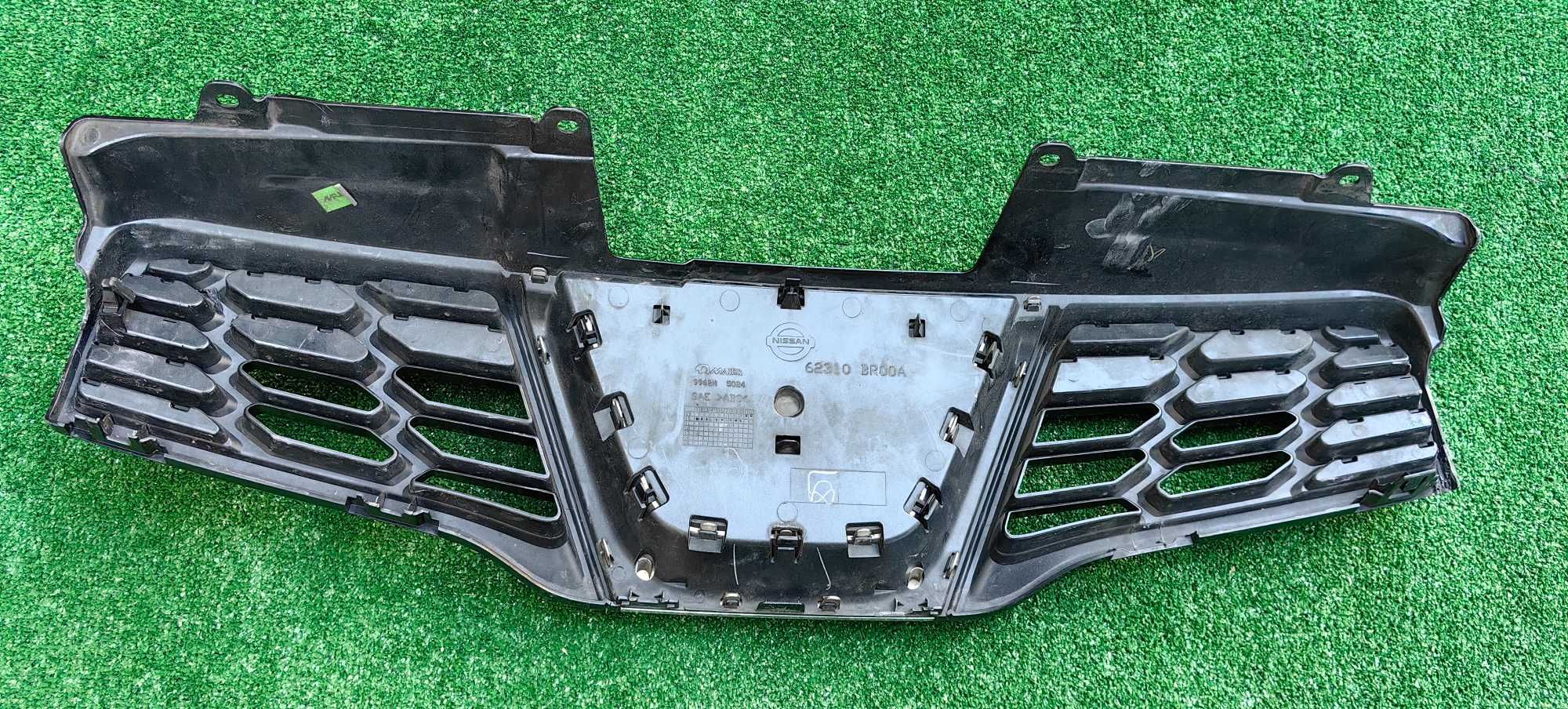 Решетка зa Nissan Qashqai J10 /  Нисан Кашкай