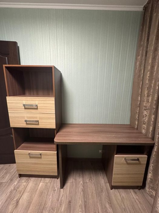 Продам  мебель  практически новая