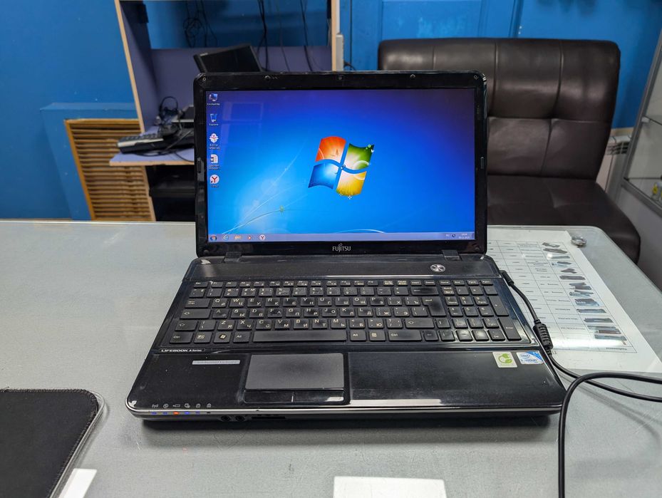 Ноутбук Fujitsu Pentium B950/4GB RAM/160GB HDD