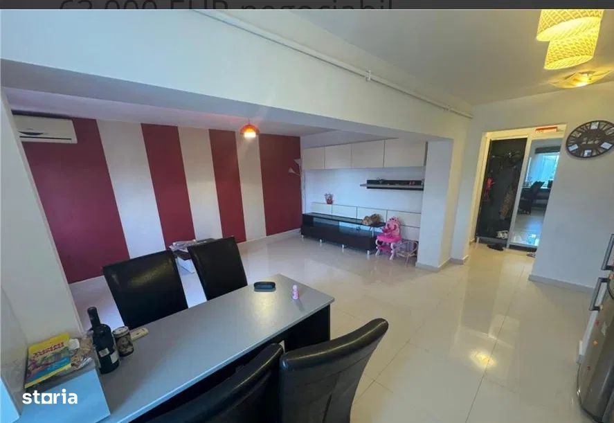 Apartament 3 camere -Zona Sud  - etaj 3/4 - 70 mp