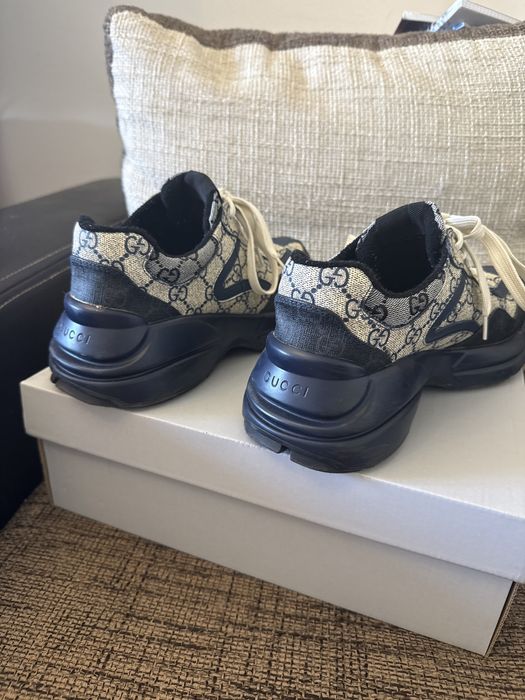 Adidasi Gucci Rhyton