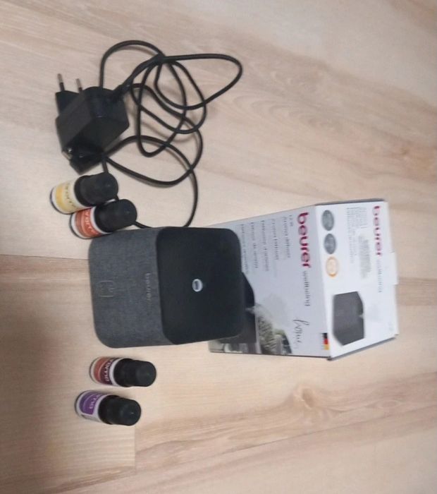 Vând atomizator de camera