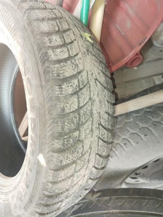 Продается зимная шина