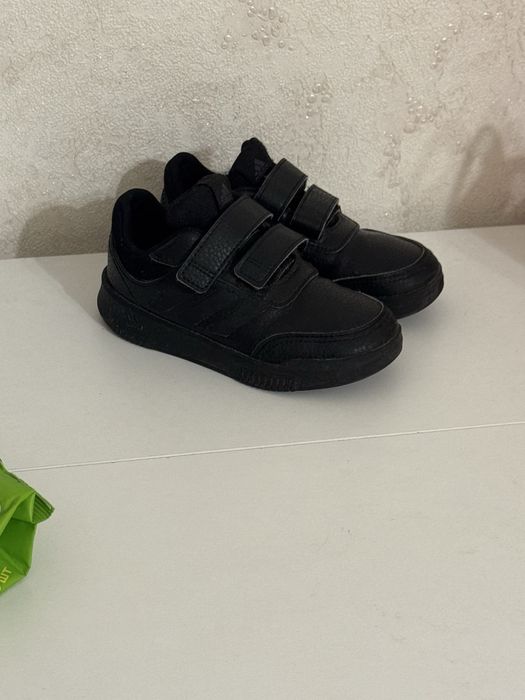 Детские кроссовки Adidas Tensaur