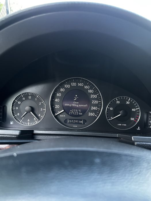 Mercedes E-class 200 elegance
