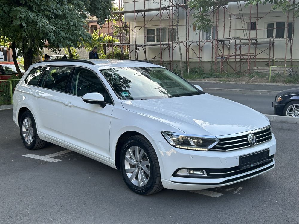 Volkswagen Passat 2019 automat Led navi camera impecabil variante +/-