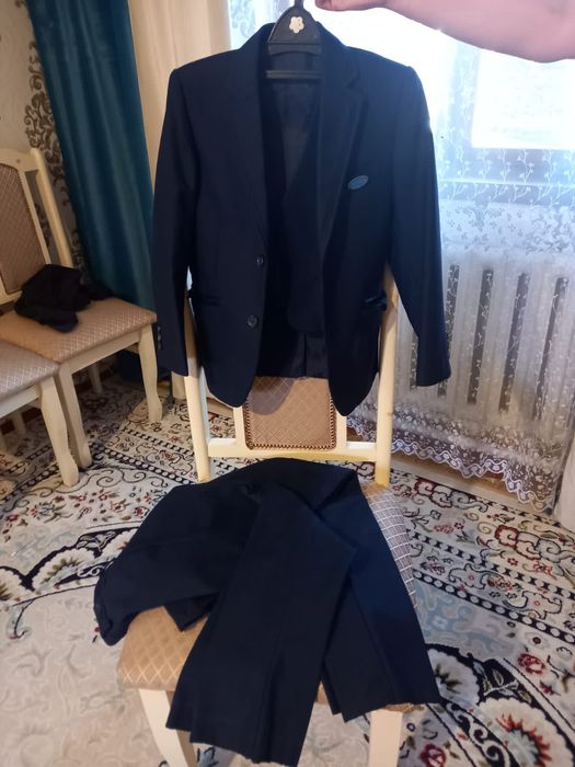 Костюм тройка ( мальчик )