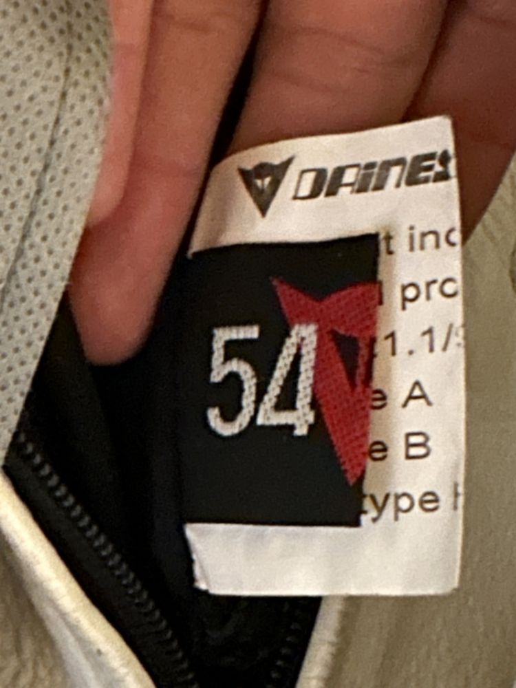 Costum Dainese, mărimea 54 impecabil