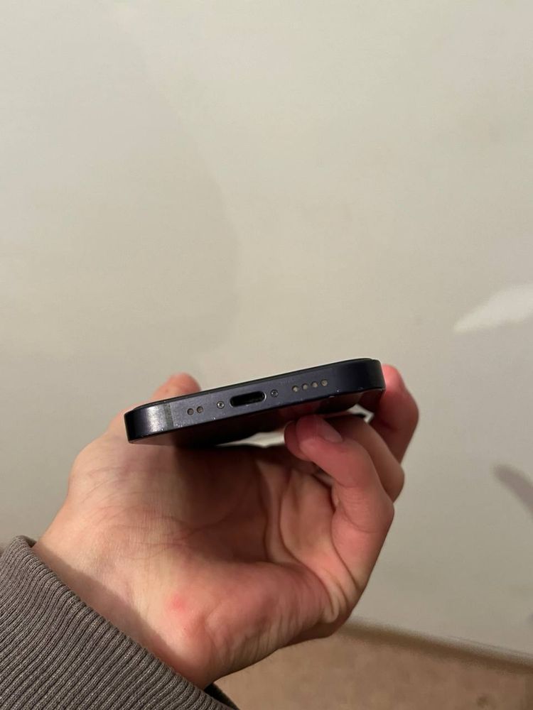 Продам iphone 12 mini