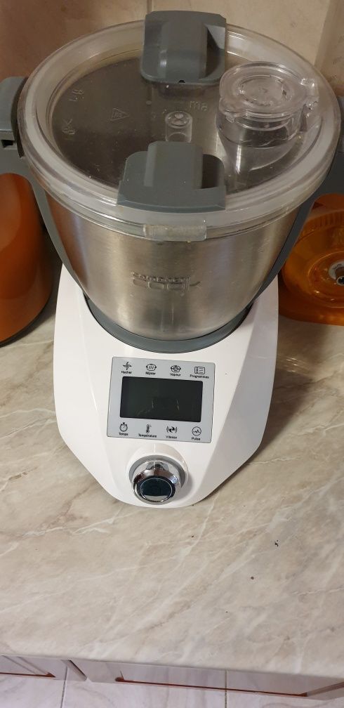 Compact Cook robot bucatarie stil Thermomix