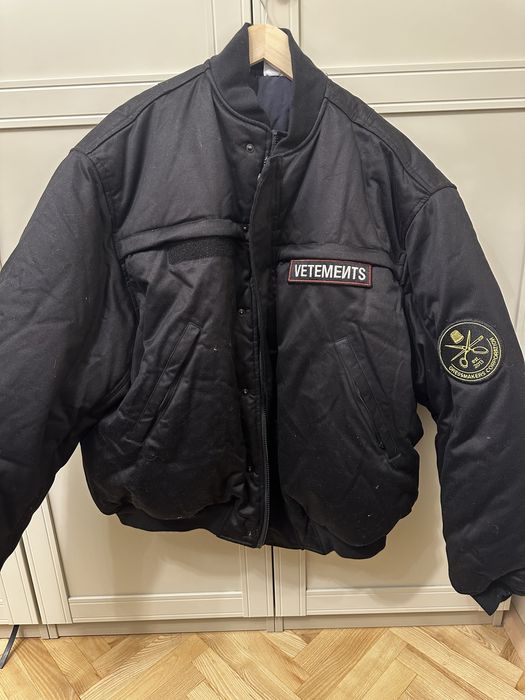 Vetements bomber