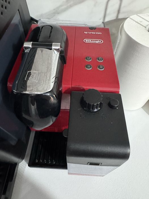 Delonghi Nespresso Lattissima plus EN 521R