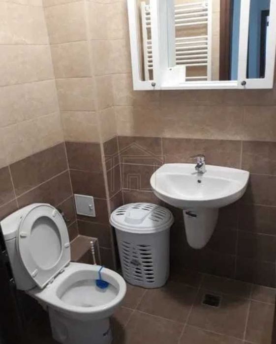 Дава се под наем Едностаен апартамент в Пловдив, Каменица 2 - 40 кв.м за 153 € - Снимка #2