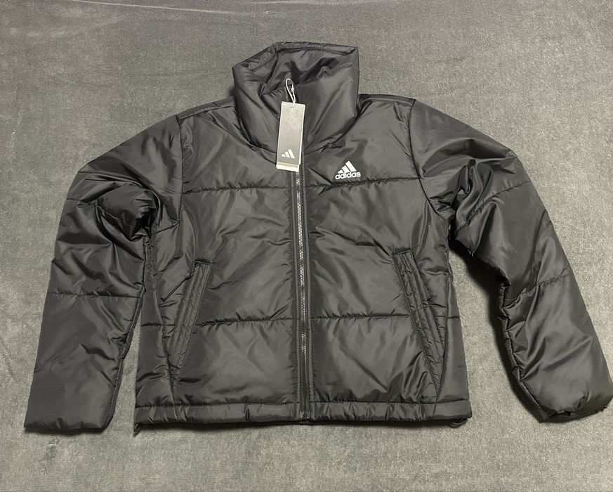 Ново дамско яке Adidas