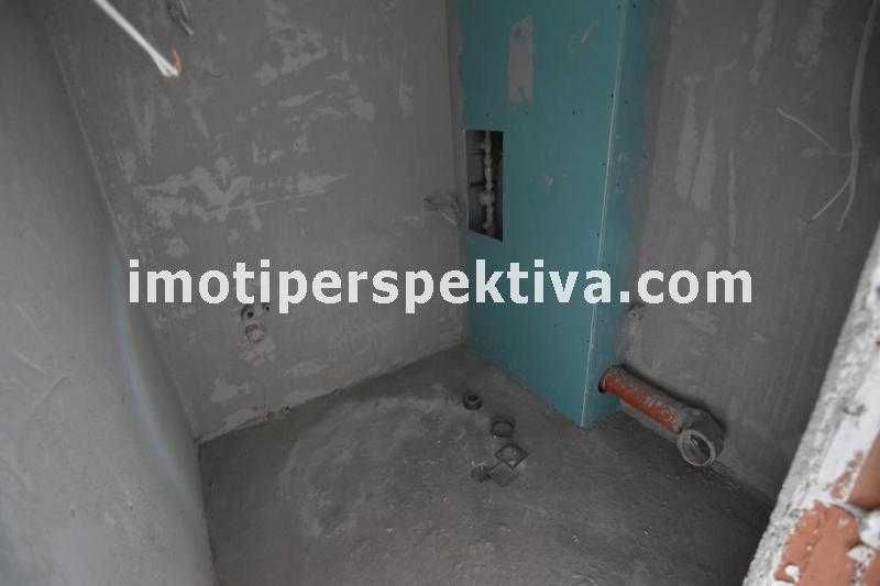 Продава се Тристаен апартамент в Пловдив, Кършияка - 100 кв.м за 1400 €/кв.м - Снимка #2