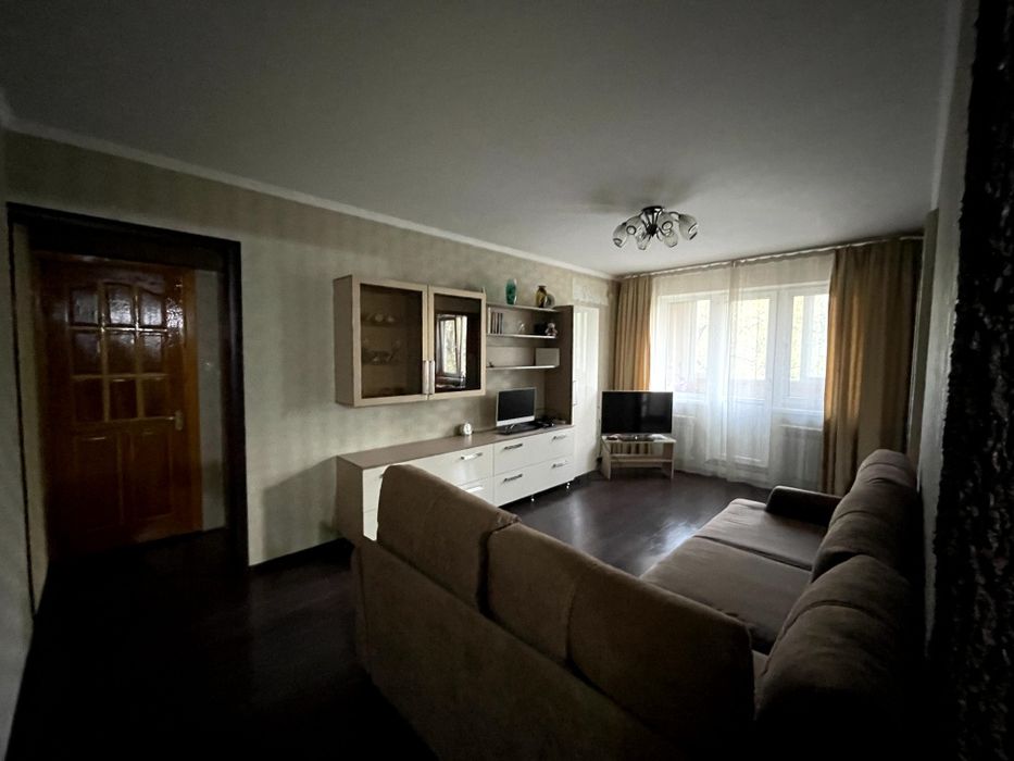 Продам диван угловой. Раскладной не дорого!