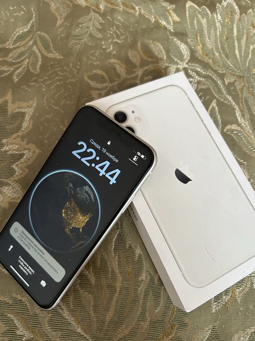 Айфон 11 128 гб идеал