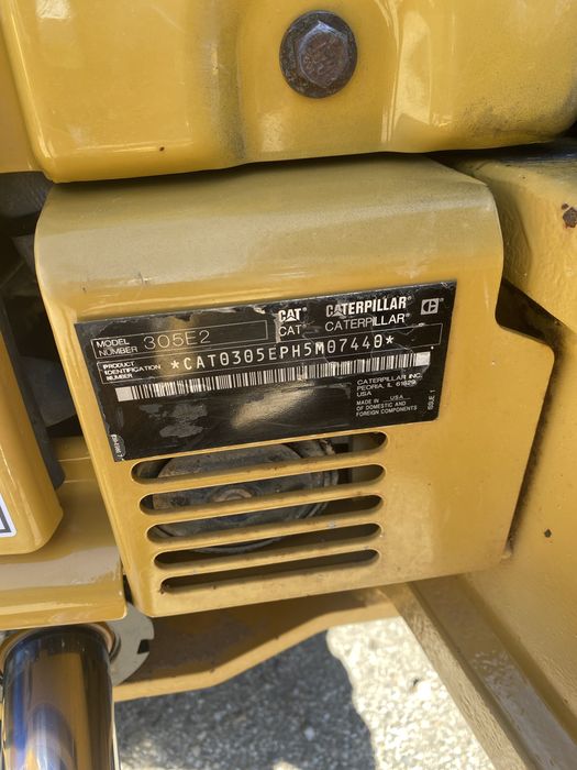 Miniexcavator cat 305 E2 an 2019 5,2 tone