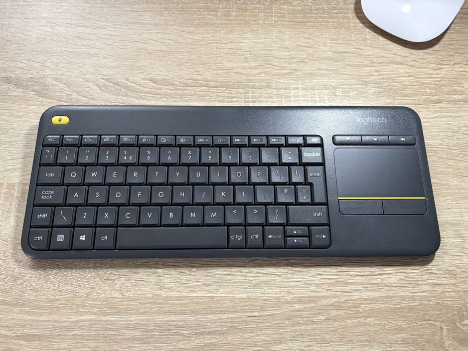 Tastatura wireless Logitech K400+