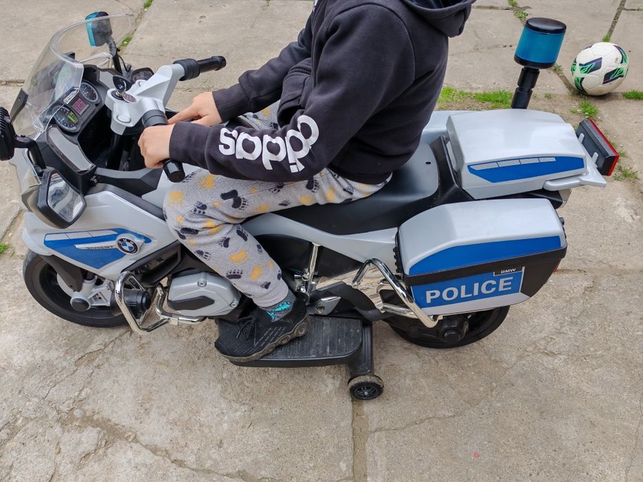 Vând motocicleta copii de politie BMW