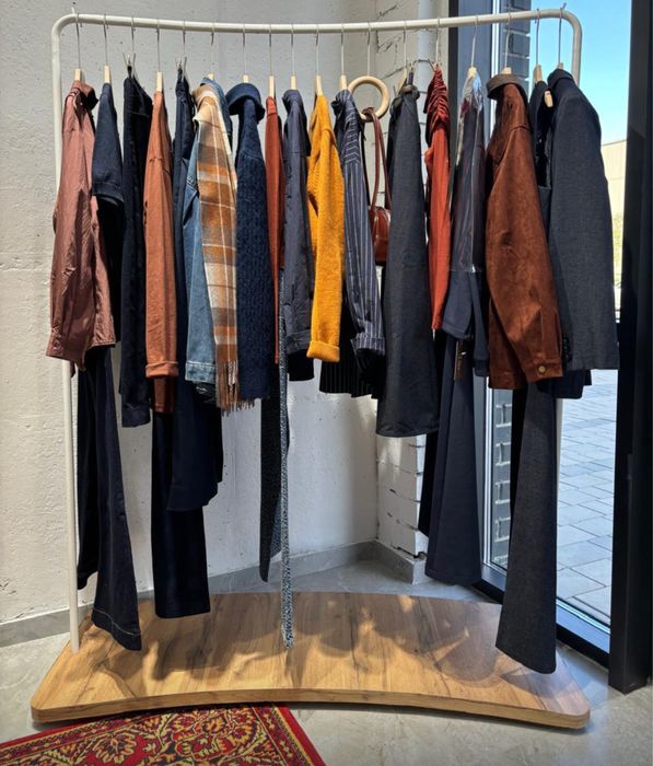 Продам Рейл размер  длинна 1.5 высота 1.7  б/у в хорошем состоянии