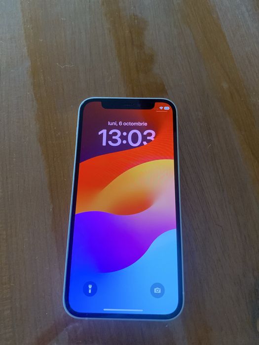 Vand telefon Iphone 12 mini