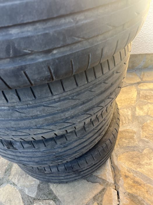 225 45 19 Brigestone DOT 20