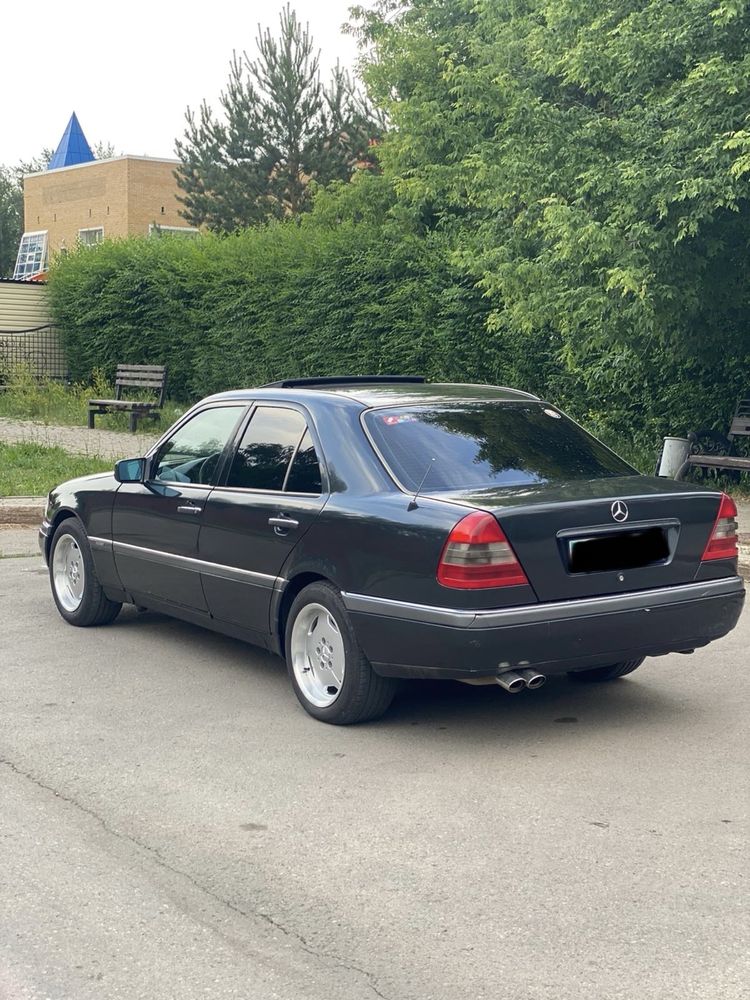 Продам Мерс С180 W202