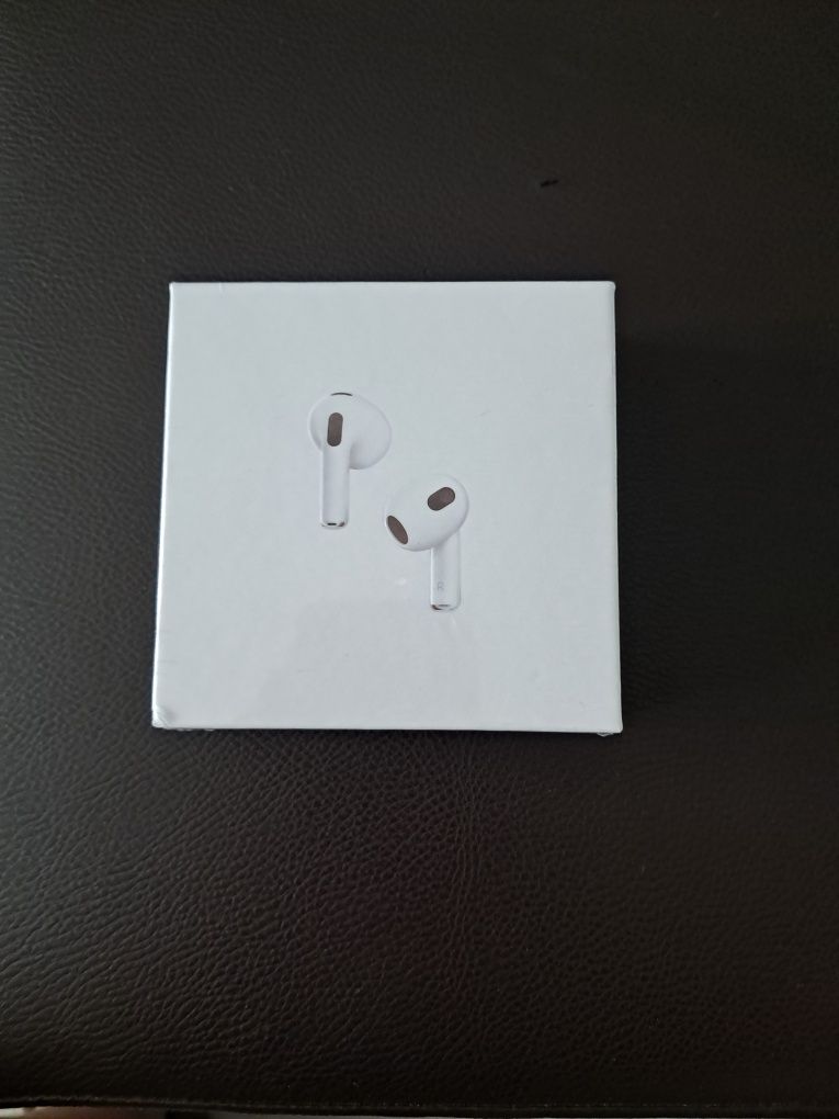 Air pods 3  нови