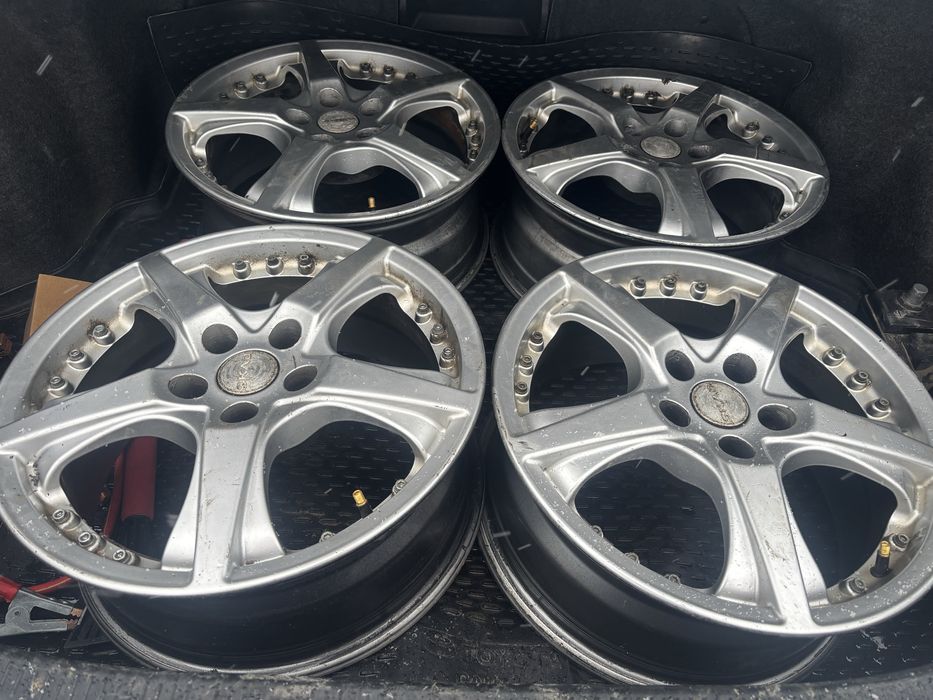 литые диски на 16  4 шт