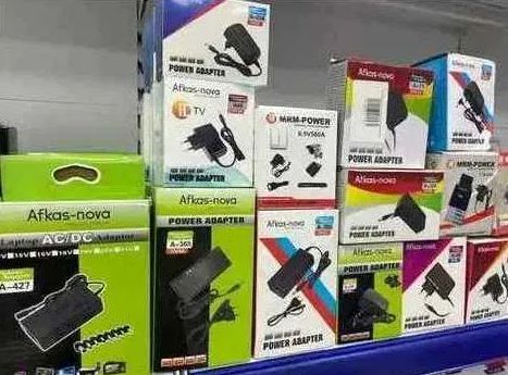 - от разной техники -- зарядка, блок питания , есть выбор.