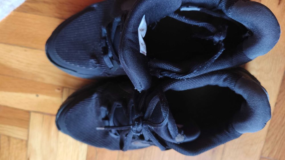 Маратонки Nike 39 номер, uk 6