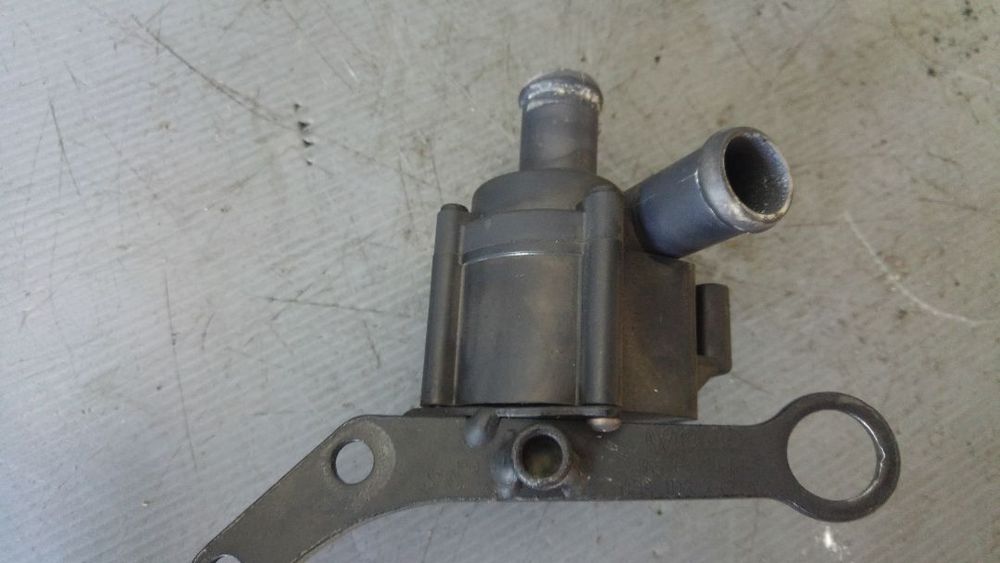 pompa apa aditionala 2.7 tdi can euro 5 audi a4 b8  a5 a6 c6 059121012a