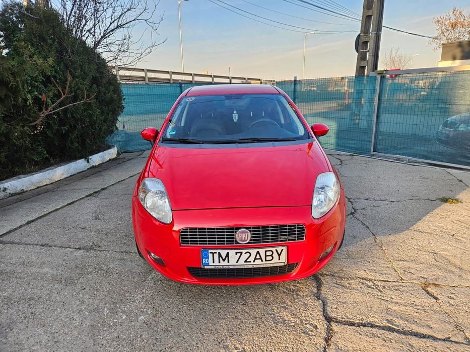 Fiat Grande Punto an 2007 motor 1.9 jtd cutie manuala
