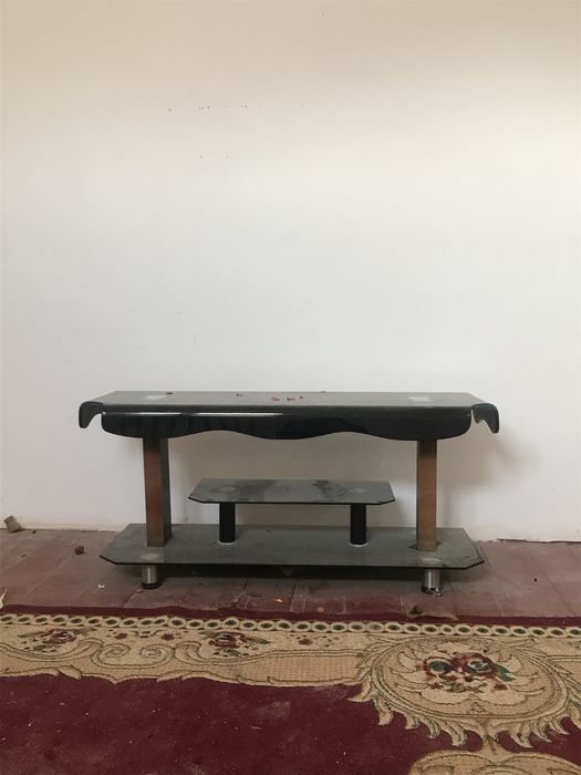 Подставка для телевизор и DVD