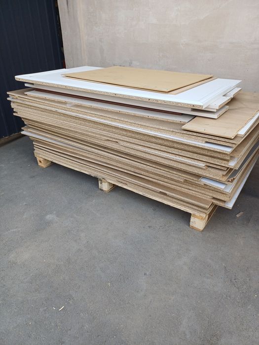 Продаётся ЛДСП хороший