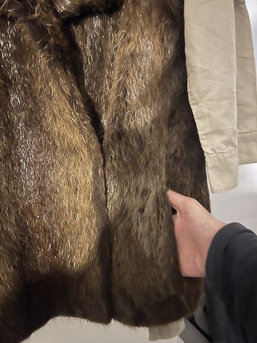 Haina blana de nurca