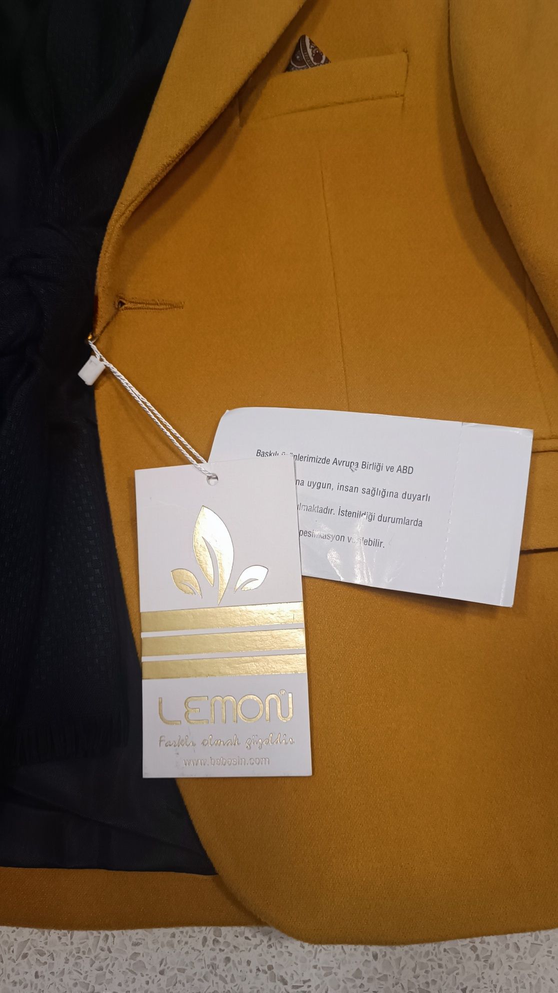Sacou si esarfa baieti marca Lemon - Turcia 5-6 ani NOU
