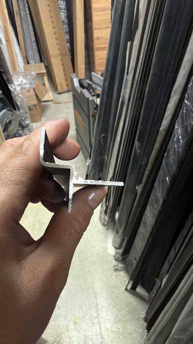 Теневой профиль под натяжной потолок по оптовым ценам в розницу