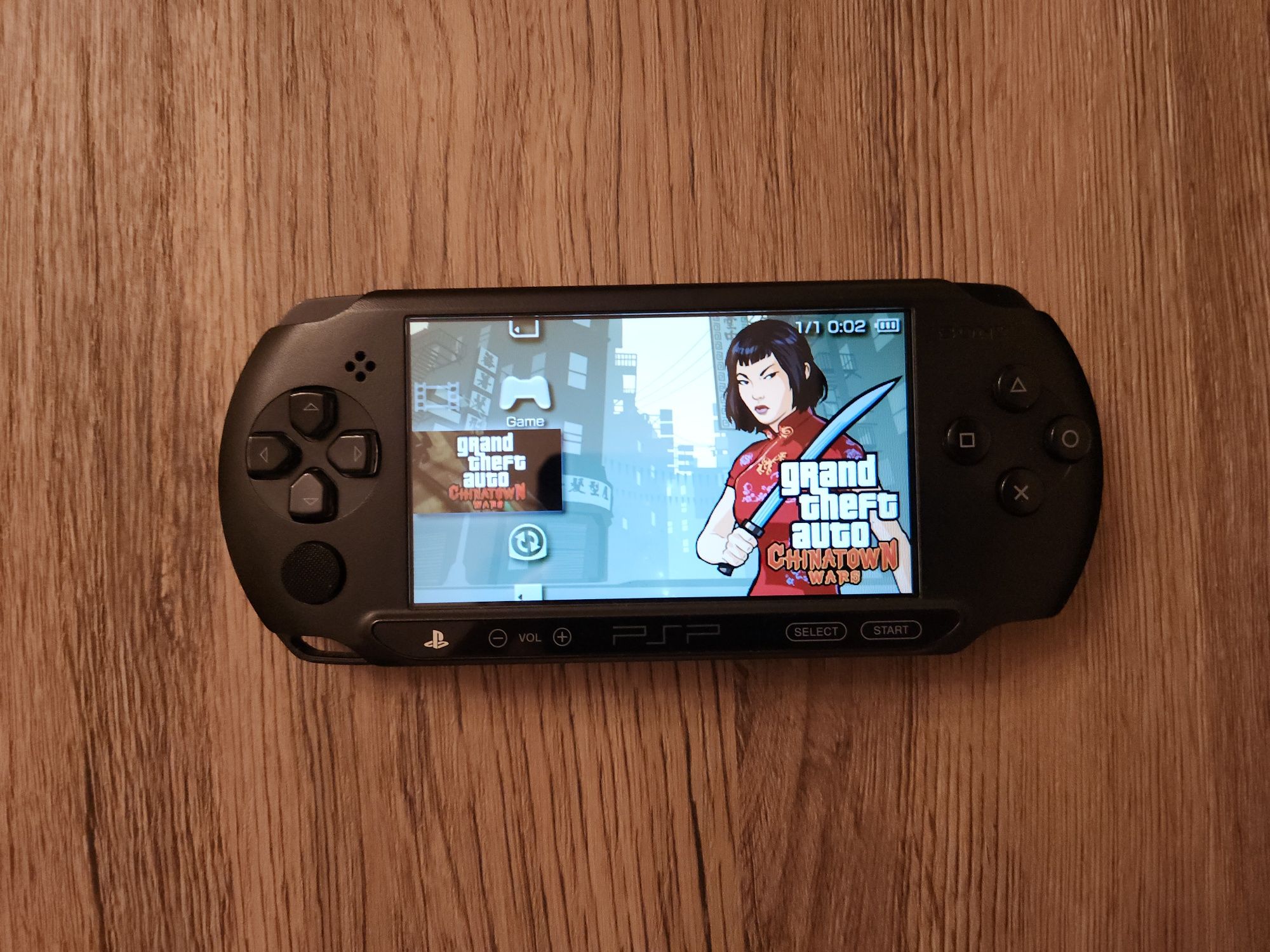 PlayStation Portabil (PSP) Street (E1004) - modat, complet fct., 64GB