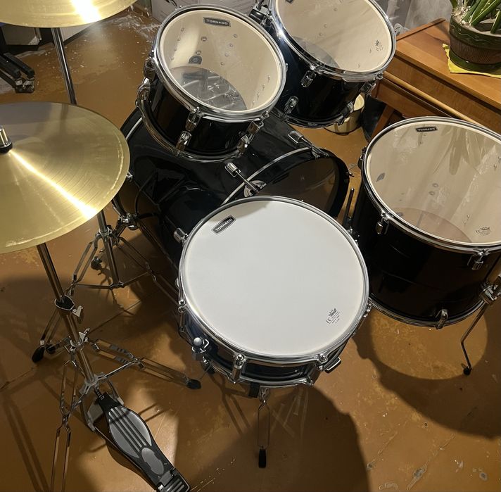 Барабанная установка Mapex Tornado