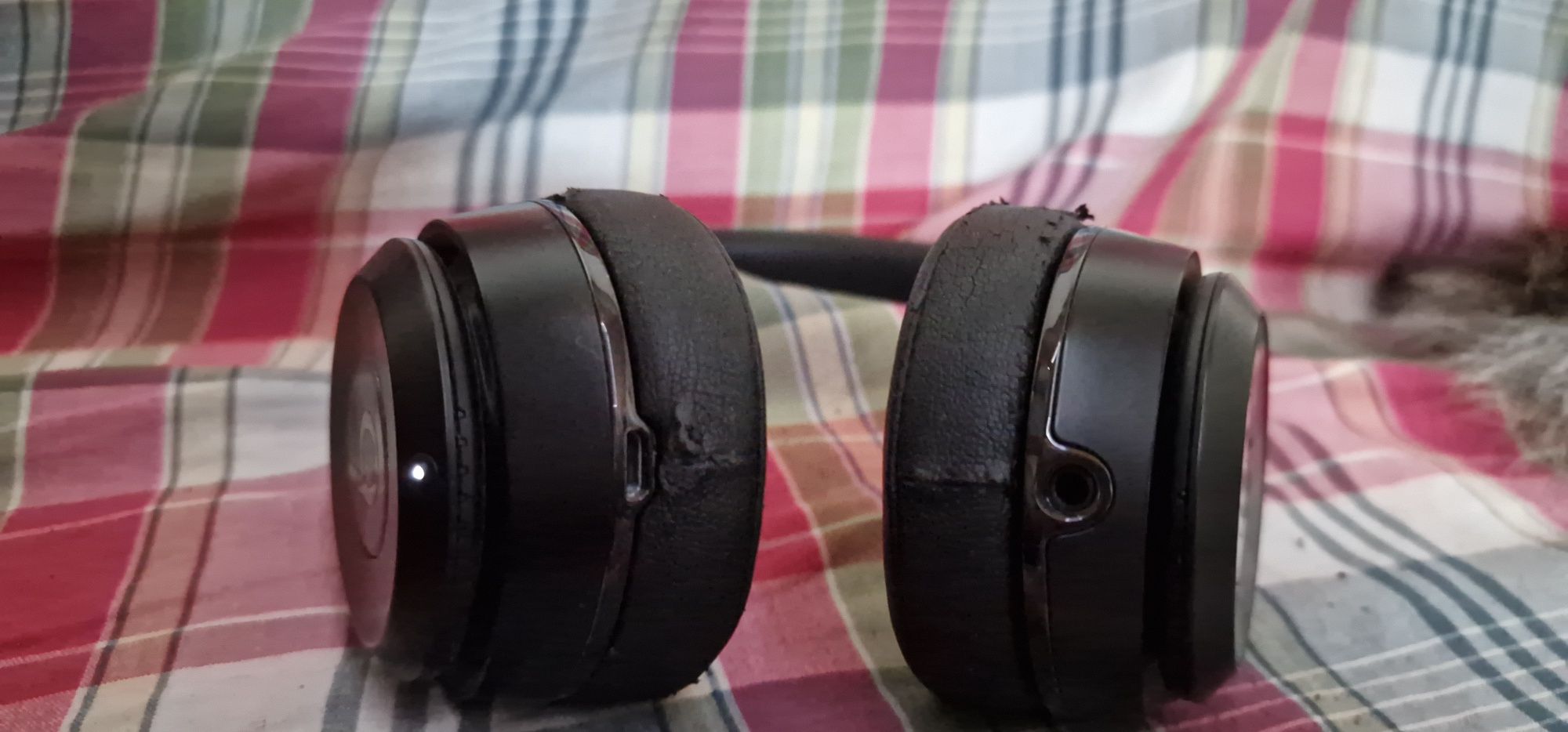 Слушалки Beats By Dre Solo 3 Wireless за части