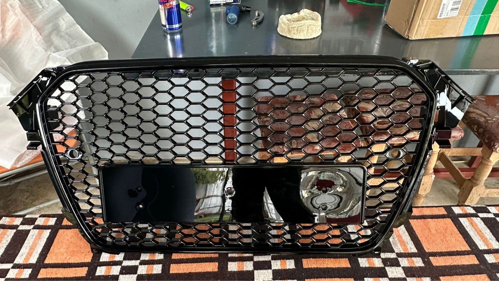 Vand/Schimb Grila Fagure Audi A4 B8.5